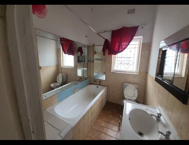 4 BEDROOM FREESTANDING FOR SALE IN SYDENHAM